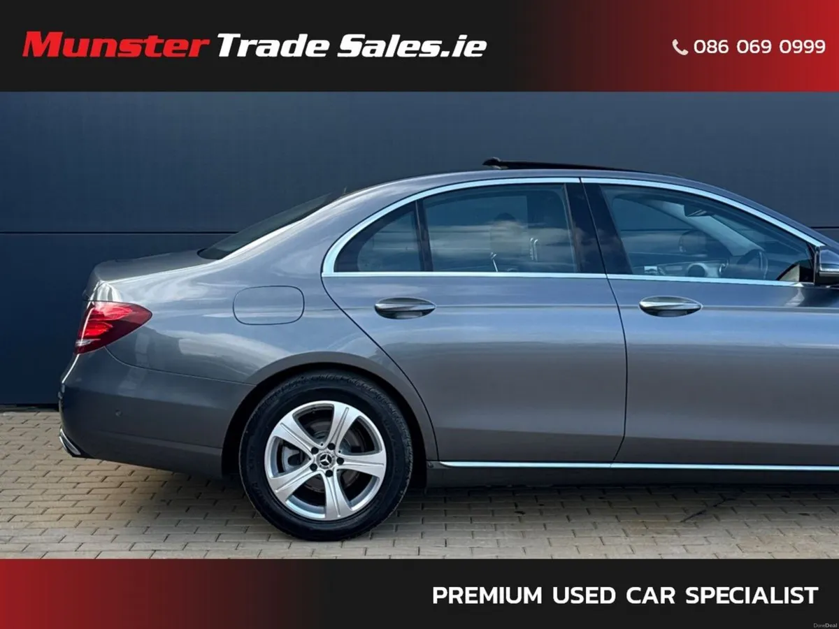 Mercedes-Benz E-Class Avantgarde Pan Roof | Keyles - Image 3