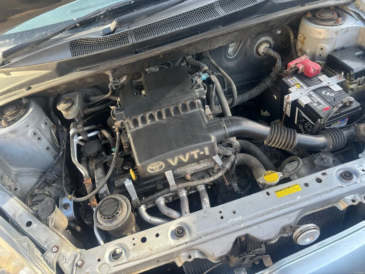 Toyota Yaris - Image 5