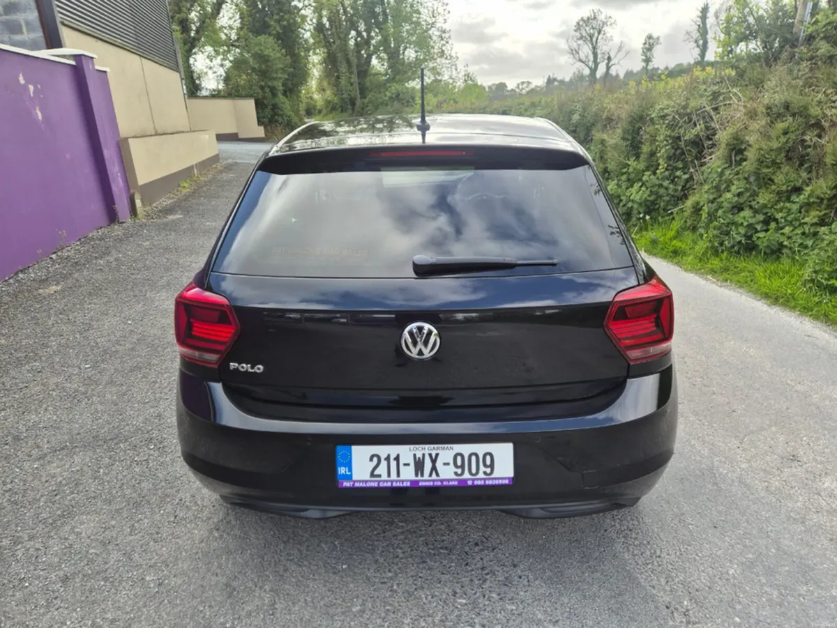 Volkswagen Polo UNITED 1.0 MANUAL 5SPEED 80HP 5DR - Image 5
