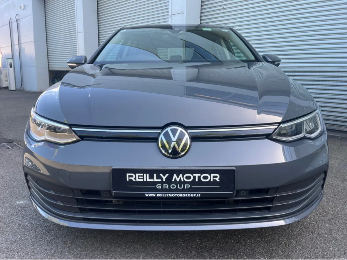 Volkswagen Golf 1.0 PETROL LIFE - Image 3