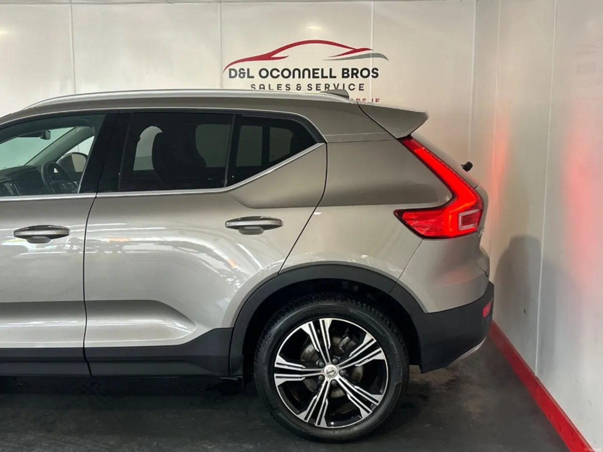 Volvo XC40 INSCRIPT PRO T5 RCHA RECHARGE INSCRIPTI - Image 4