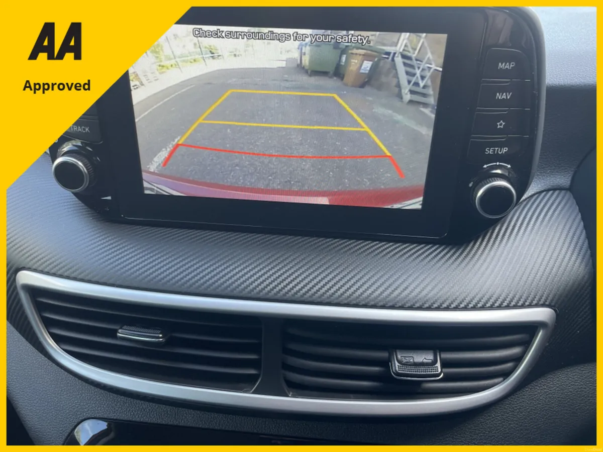Hyundai Tucson 1.6 CRDI  SE NAV FREE DELIVERY - Image 2