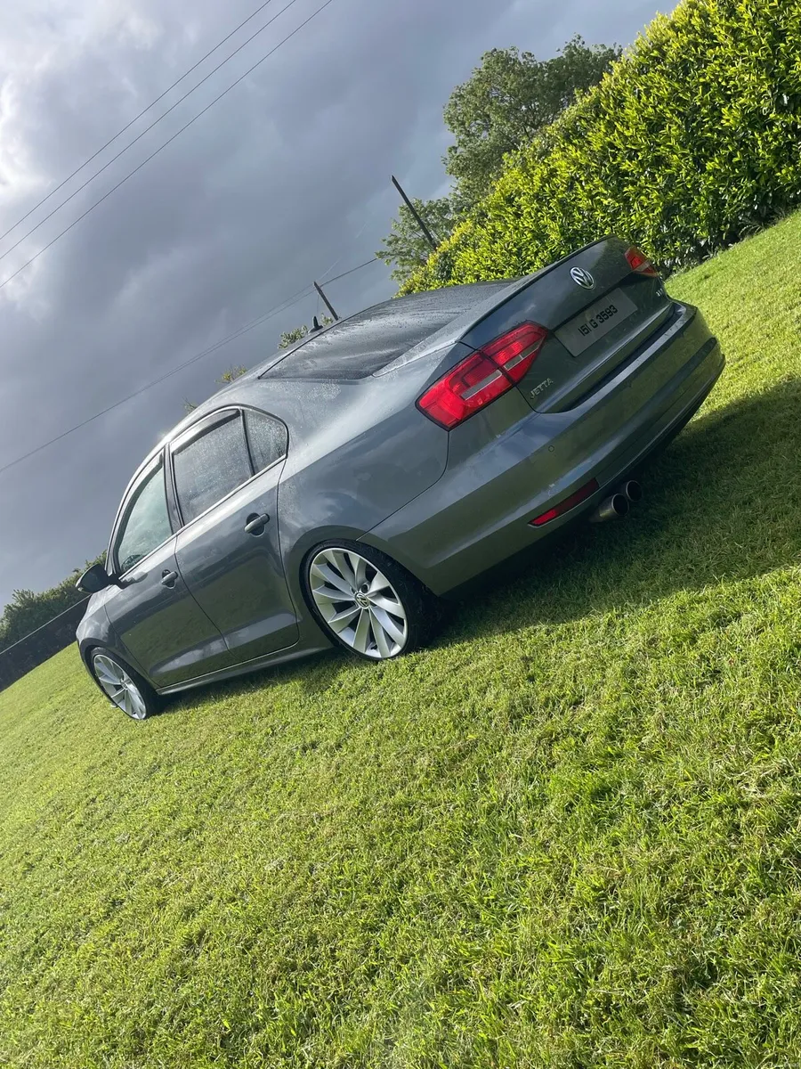 2015 Jetta - Image 6