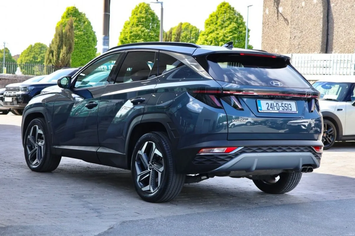 Hyundai Tucson 2WD Executive Plus HEV STG Auto - Image 4