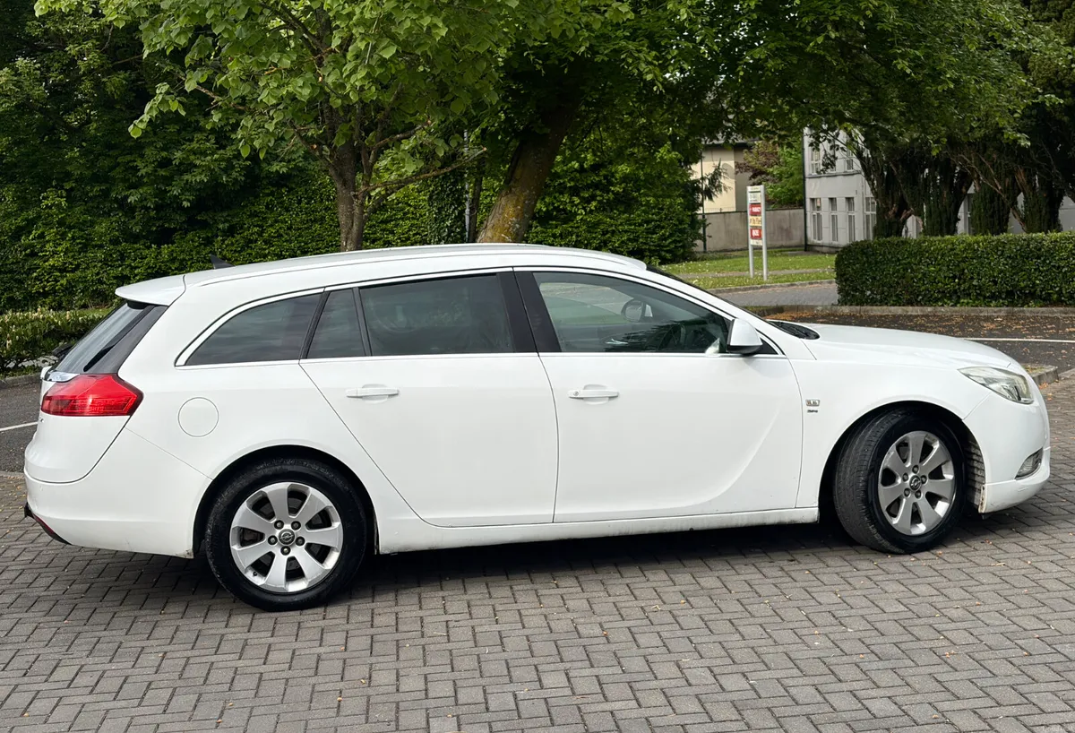 Opel Insignia 2011 2.0 CDTI new nct 4/27 tax 5/26 - Image 3
