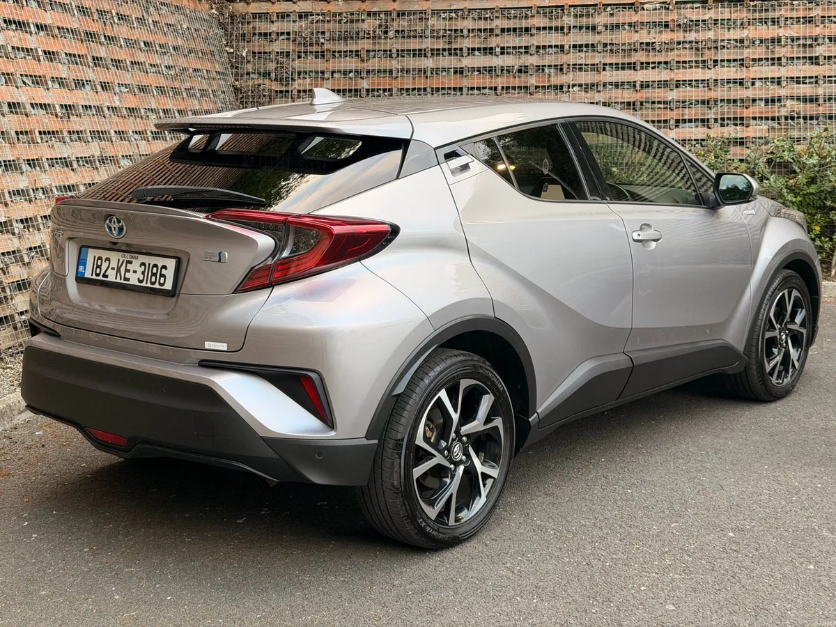 182 Toyota CHR 1.8 Hybrid **High Spec** - Image 4