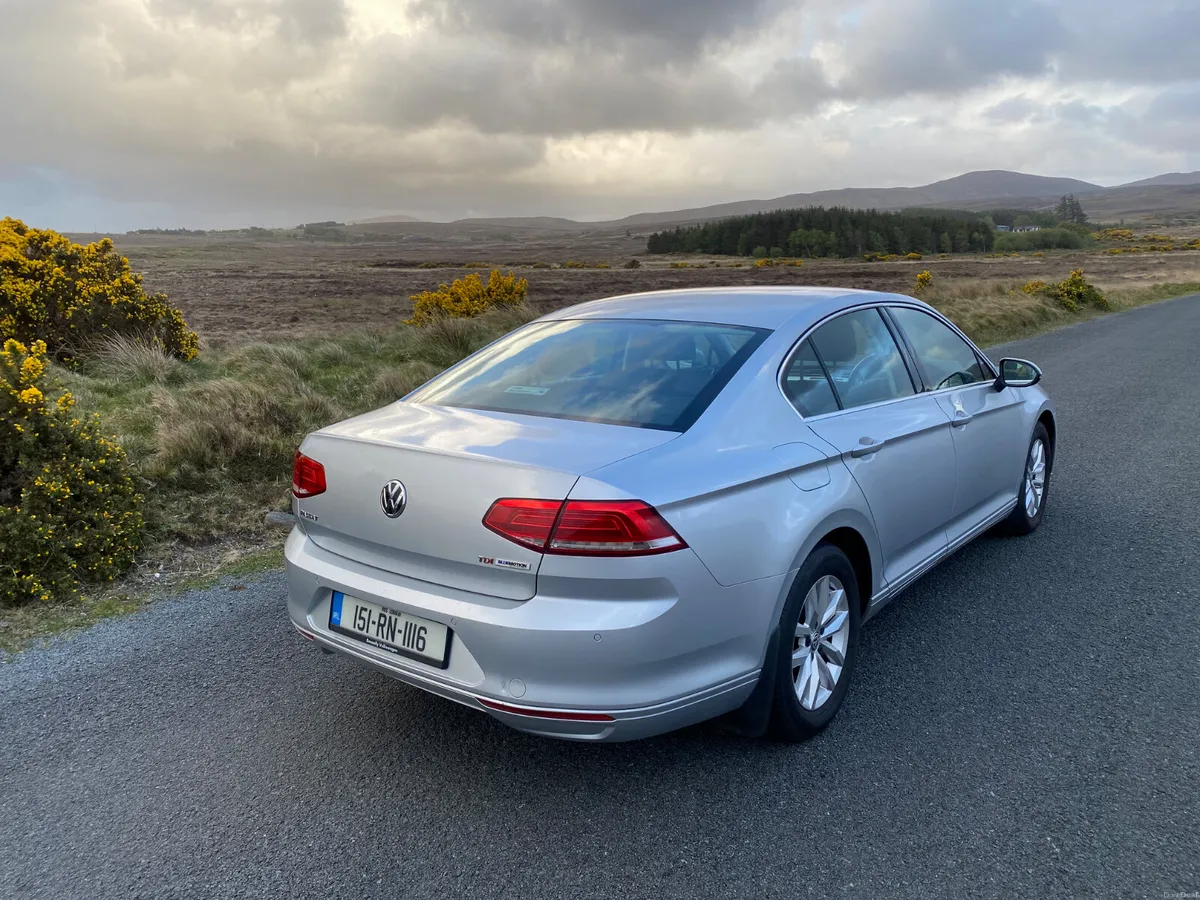 Volkswagen Passat 2015 - Image 4
