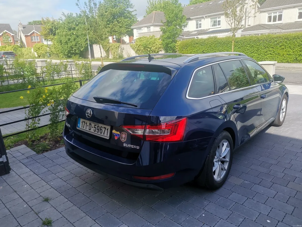 Skoda Superb 2017 open to offers! - Image 2