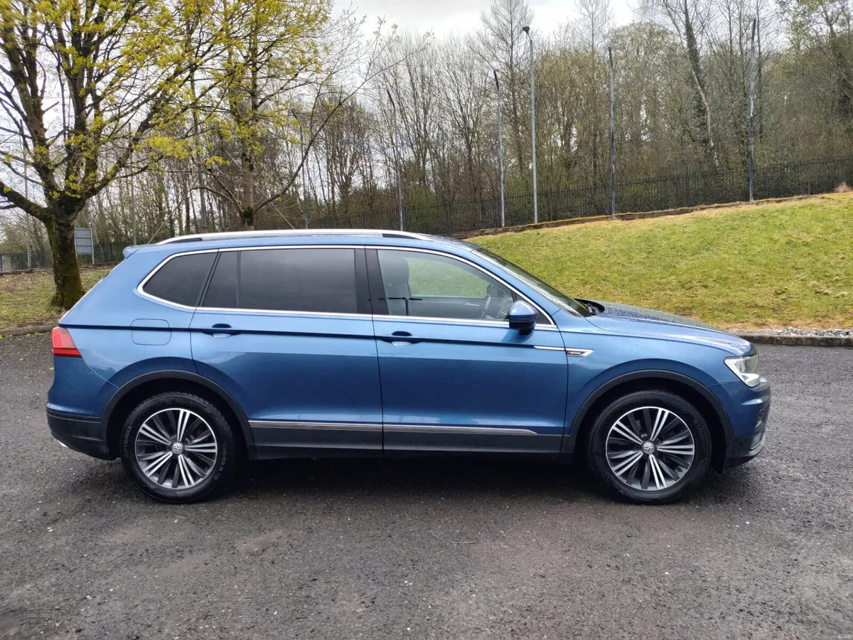 Volkswagen Tiguan Allspace DIESEL ESTATE - Image 3