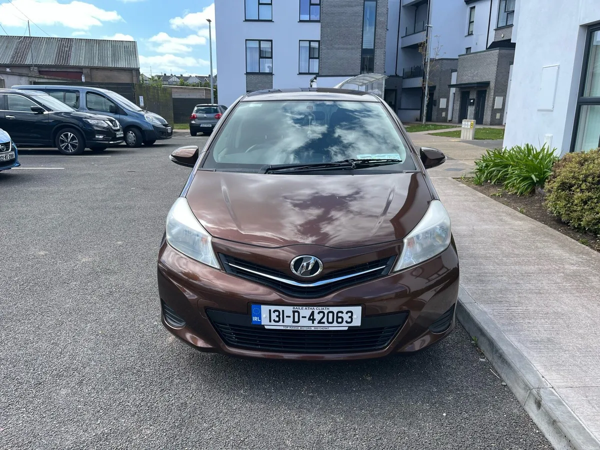 Toyota Yaris / Vitz - Image 2