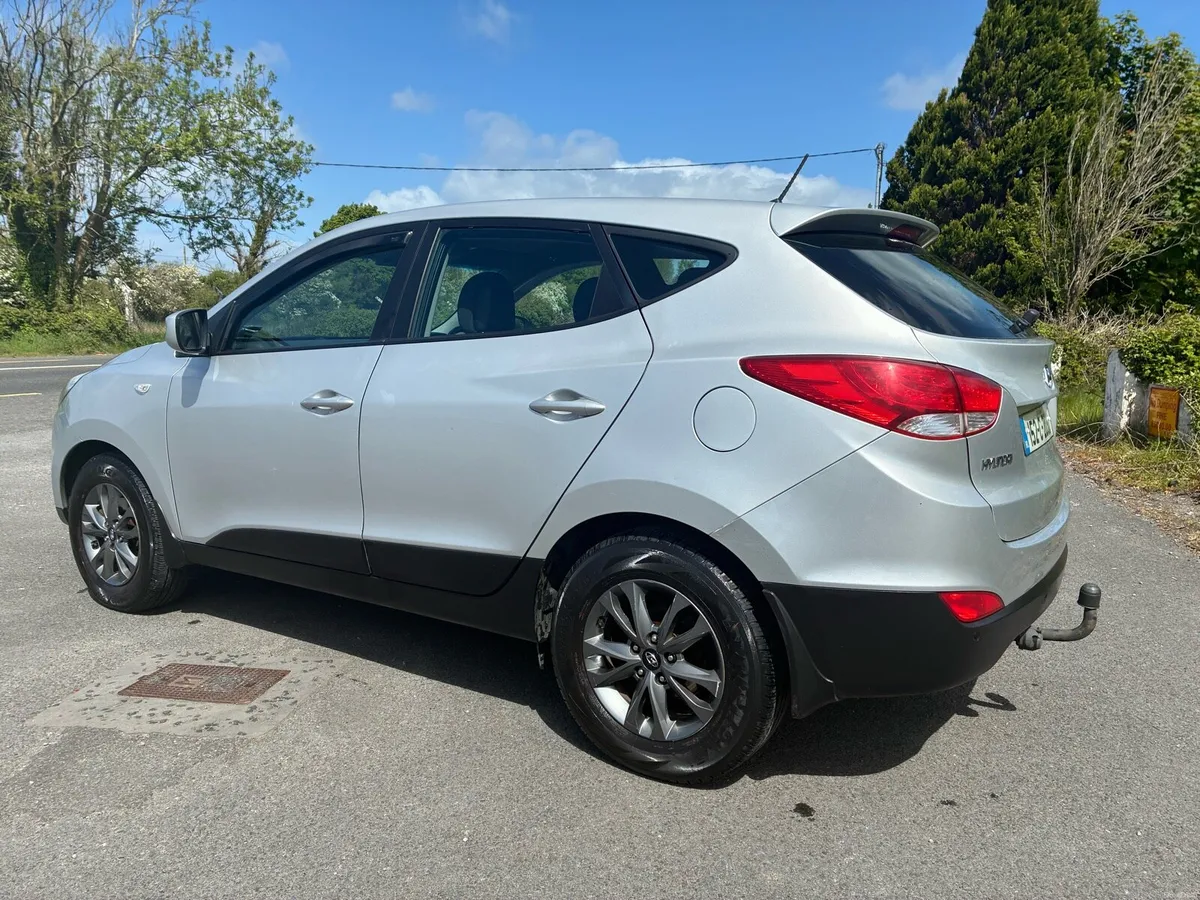152 Hyundai ix35 Diesel - Image 4