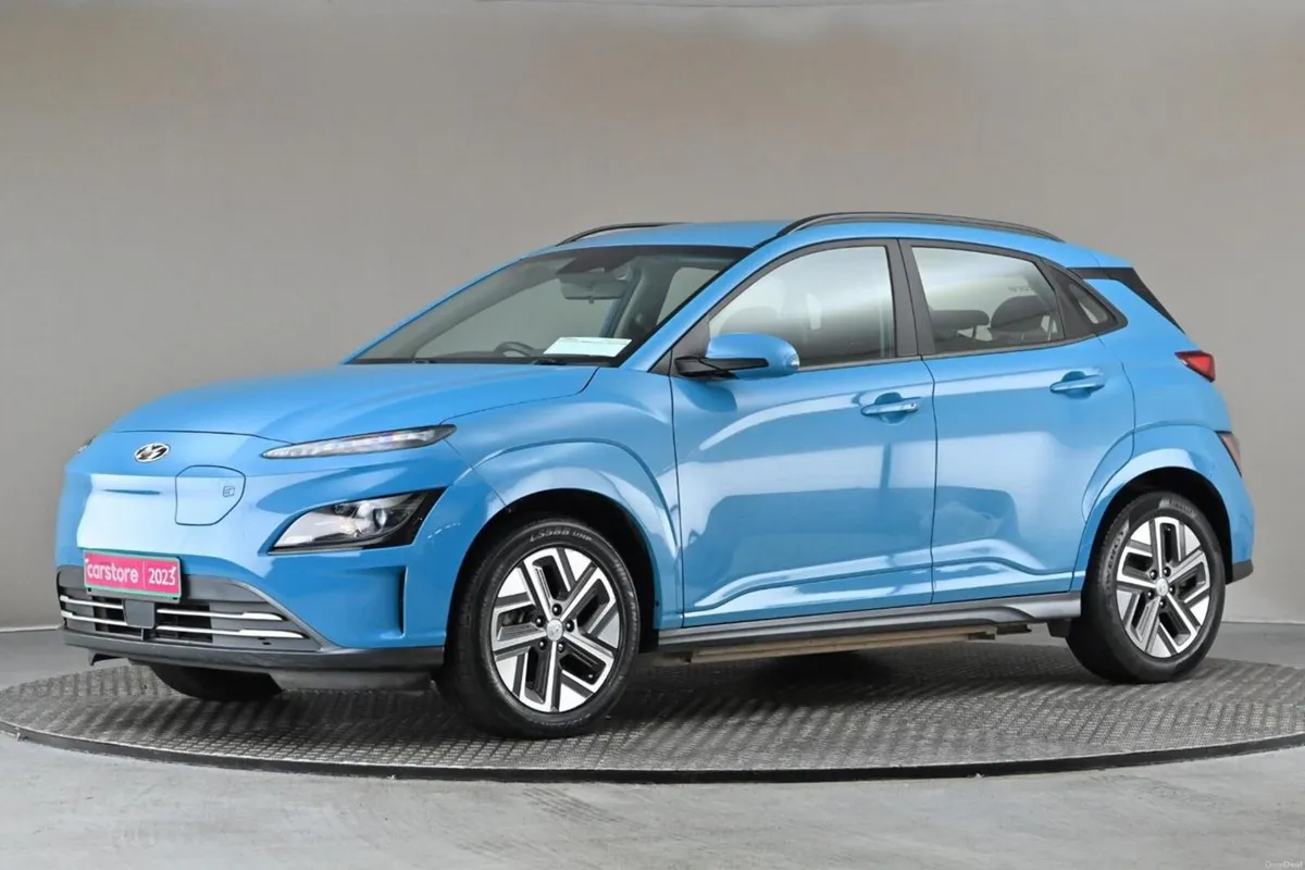 Hyundai KONA EV SE CONNECT - Image 4