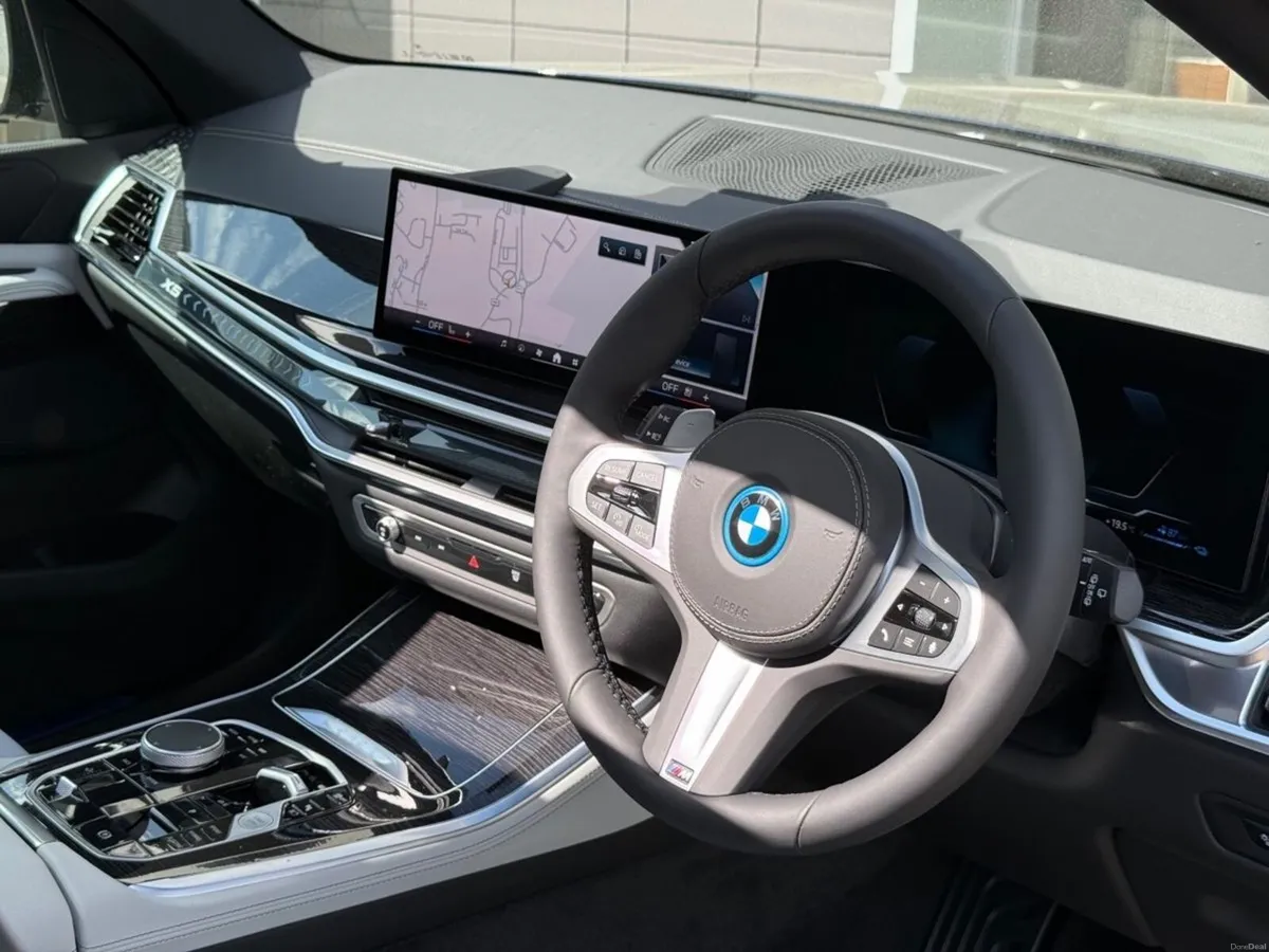 BMW X5 xDrive50e M Sport Pro - Image 4