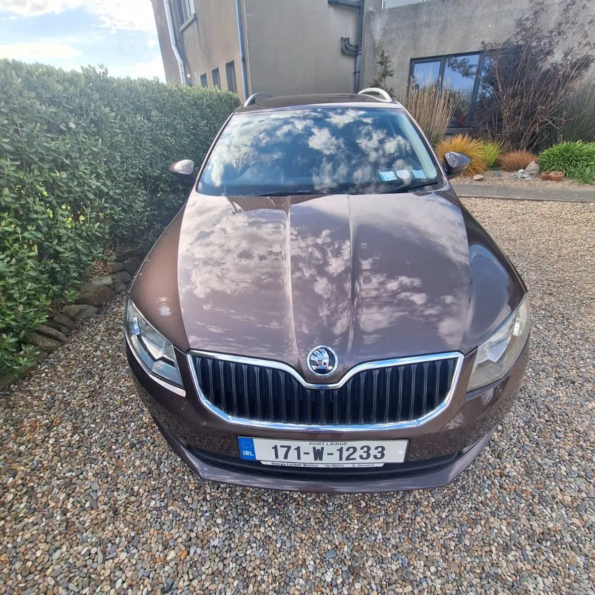 Skoda octavia low kms - Image 3