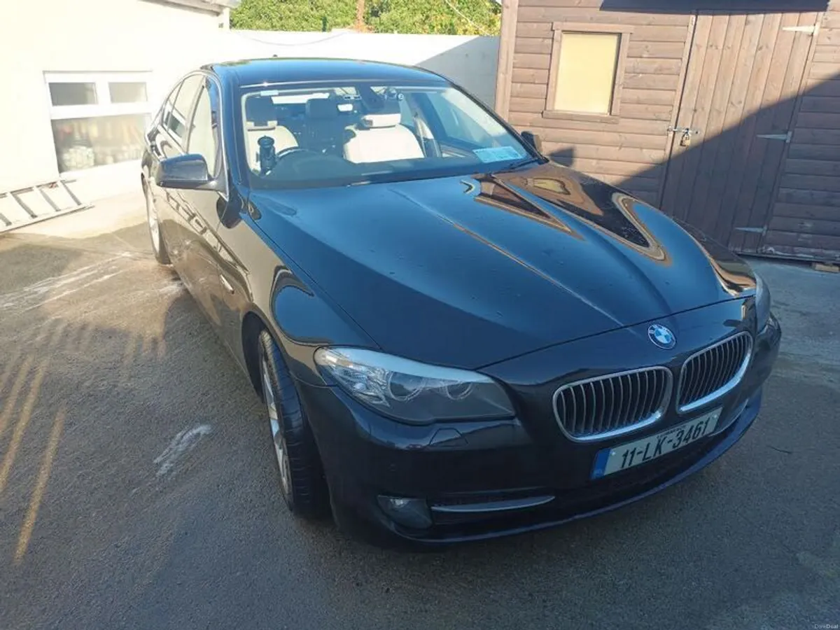 2011 BMW 5 Series - Image 4