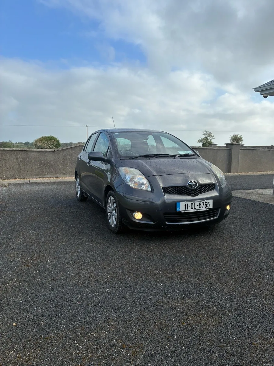 Toyota Yaris - Image 2