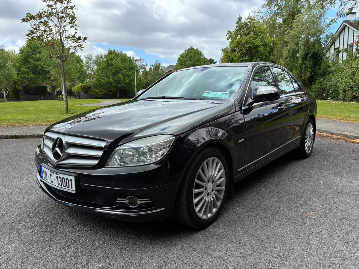 Mercedes-Benz C180K Classic Auto - Image 1