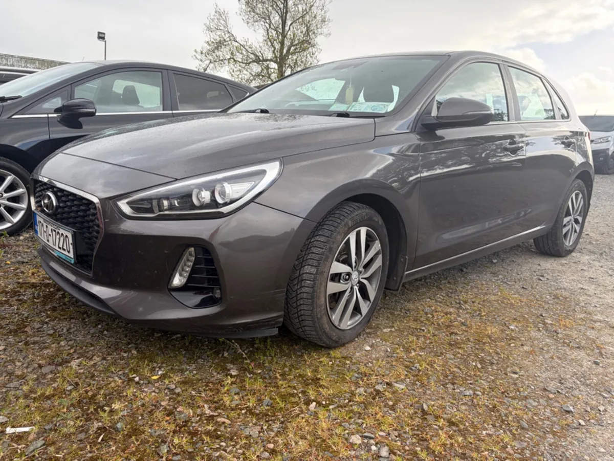 Hyundai i30 I 30 DELUXE 5DR - Image 2