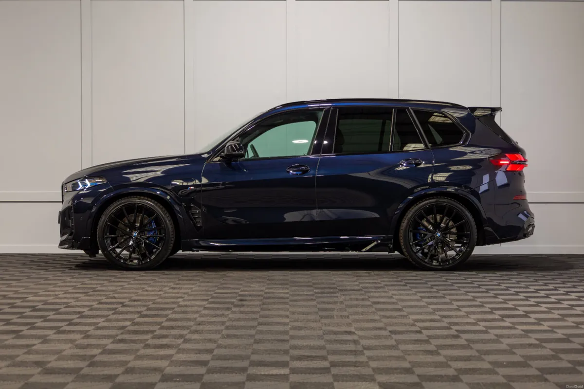 252 BMW X5 X-Drive 50e M-Sport - Image 3