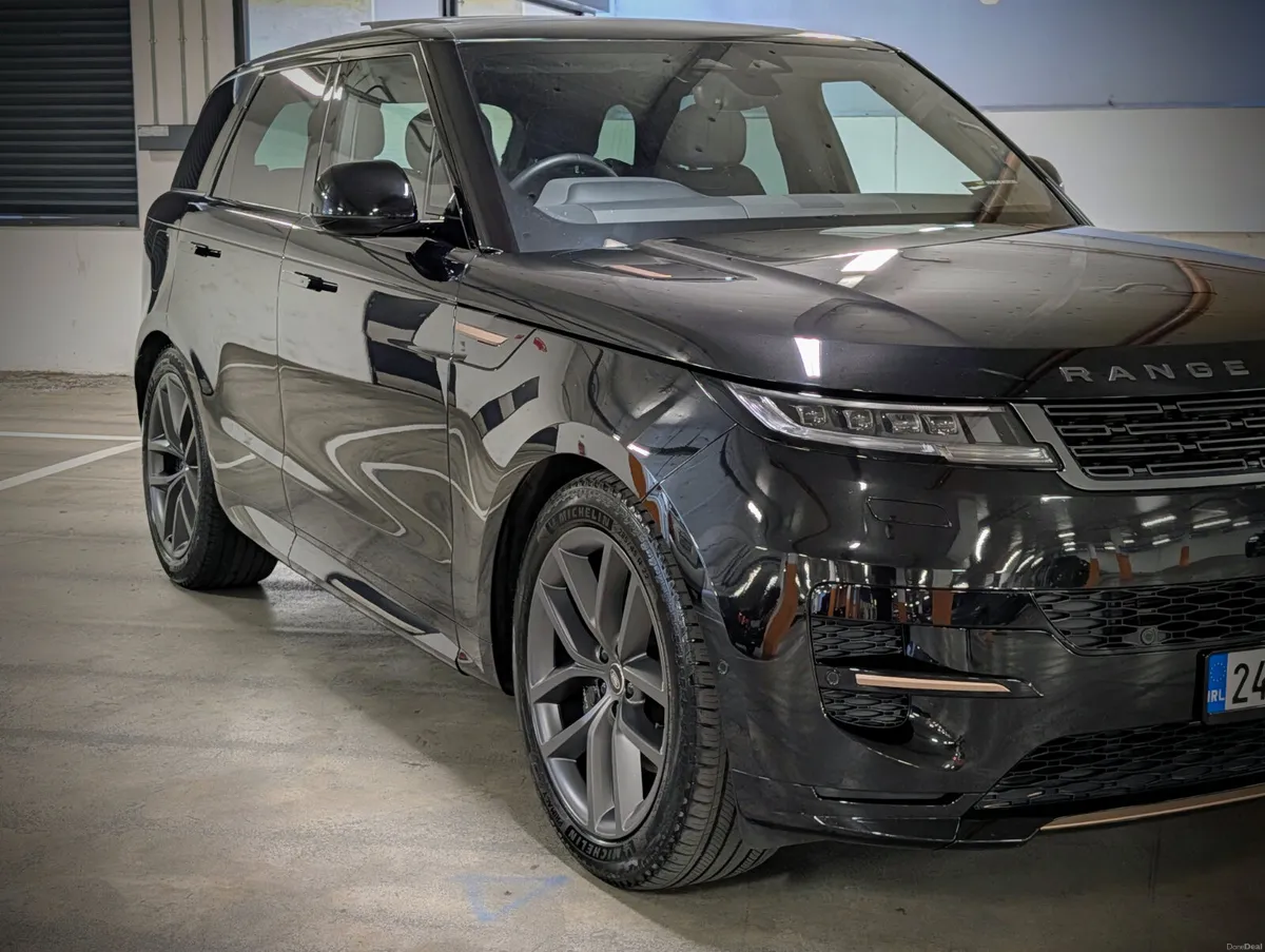 2024 (242) Range Rover Sport Dynamic SE - Image 5