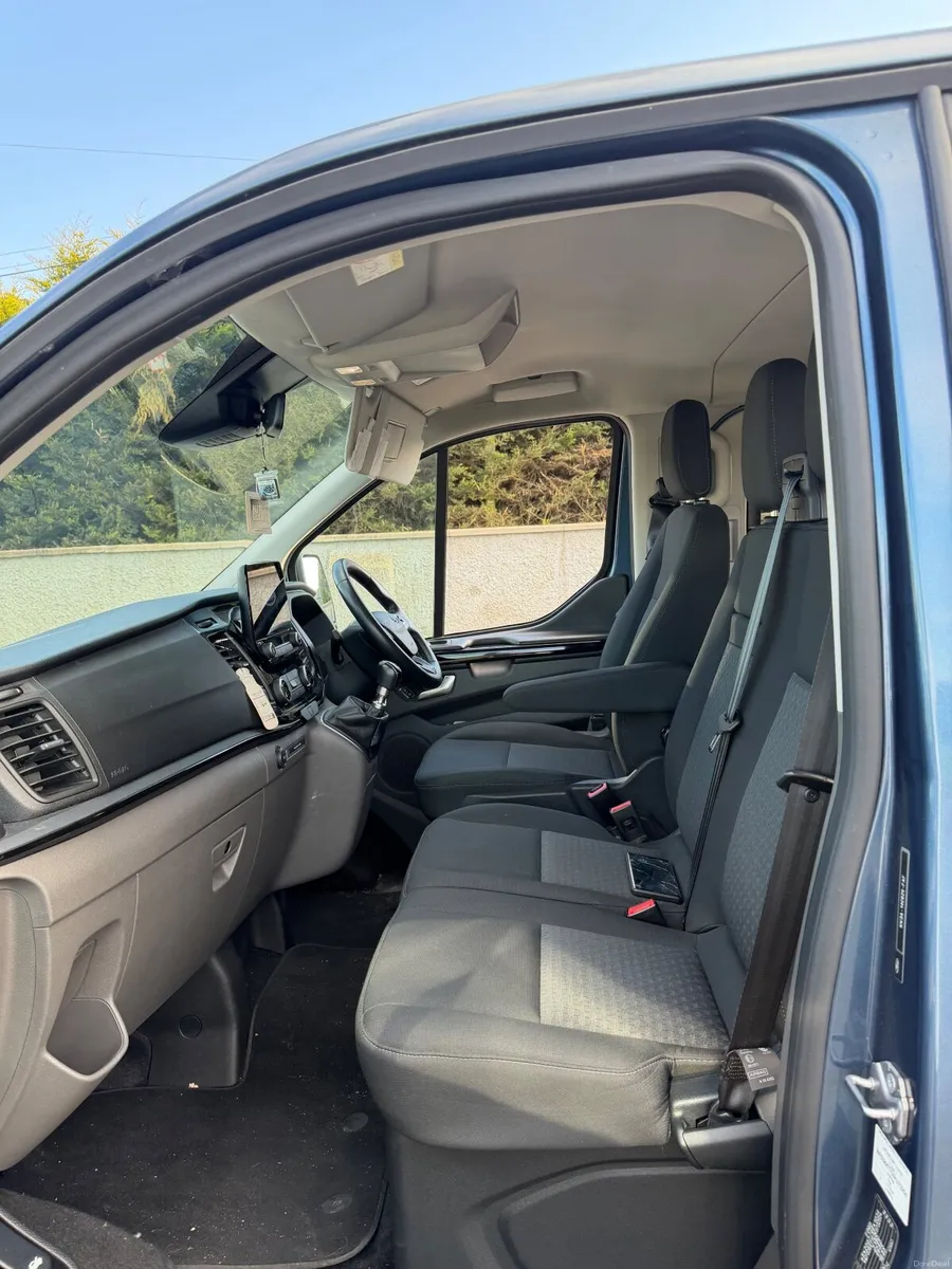 Ford Tourneo custom WAV wheelchair accessible - Image 6