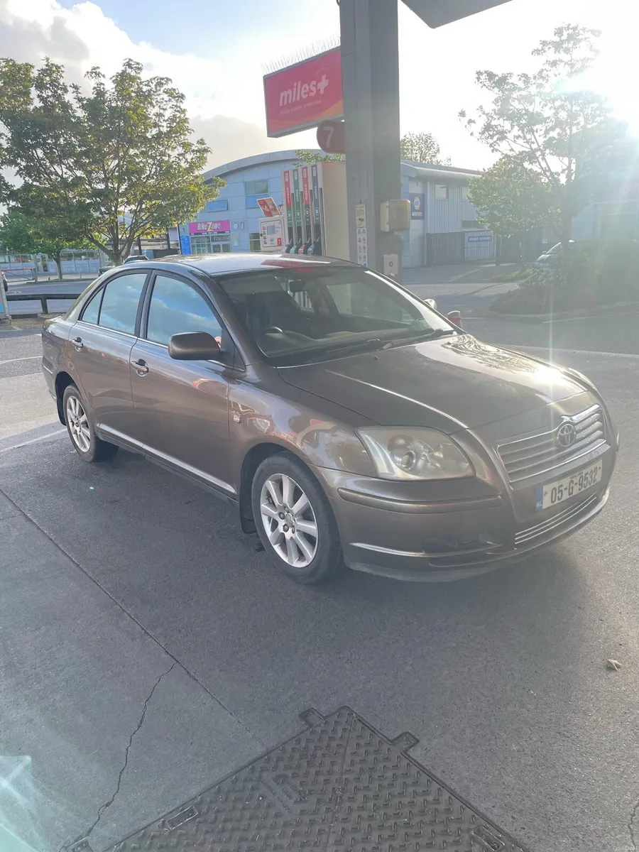 Toyota Avensis - Image 2