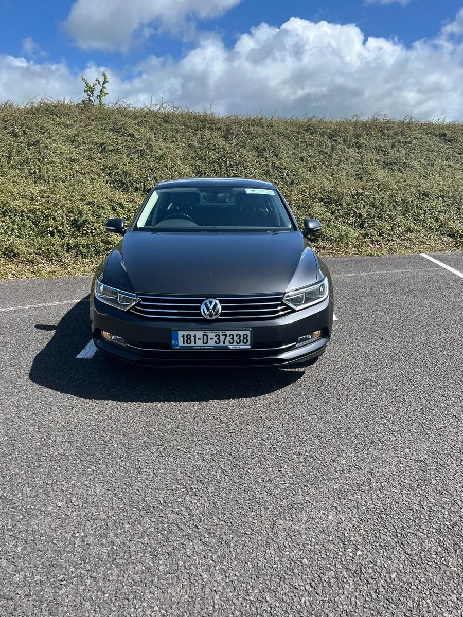 Volkswagen Passat CL 1.6 TDI 120 HP - Image 1