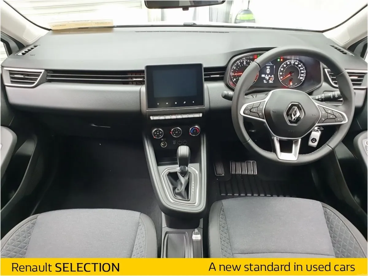 Renault Clio Equilibre TCE 90 CVT Dfull Auto - Image 3
