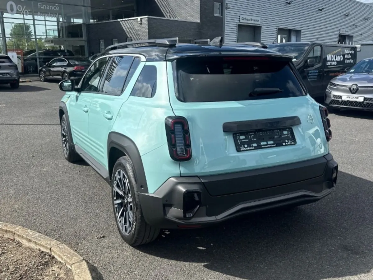 Renault 4 Techno 52KWH 150BHP - Image 3
