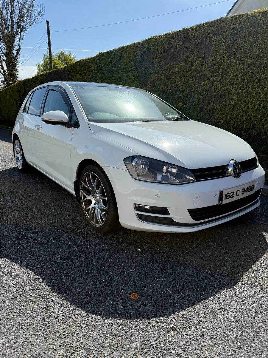 162 Volkswagen Golf - Image 1