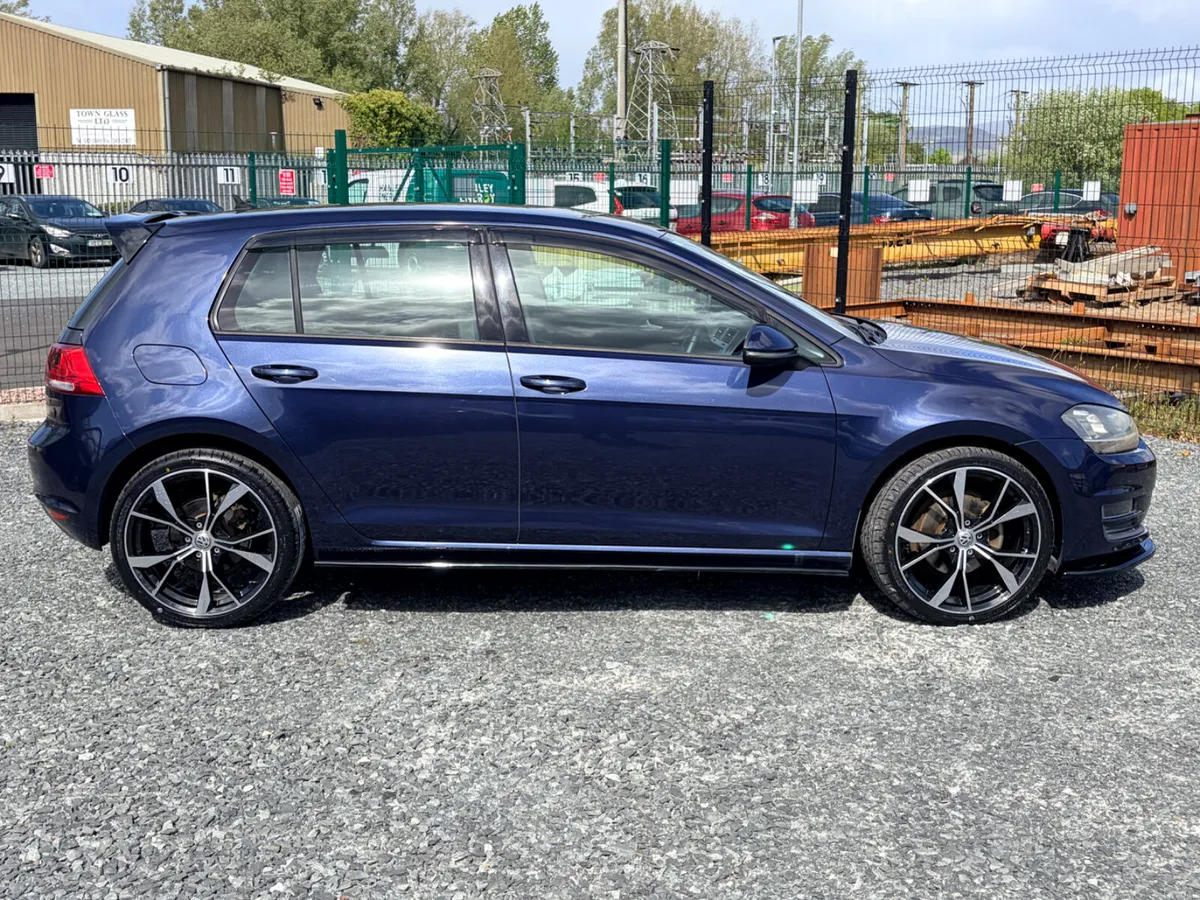 2015 VOLKSWAGEN GOLF 1.2TSI 5DR AUTO GREAT SPEC - Image 3