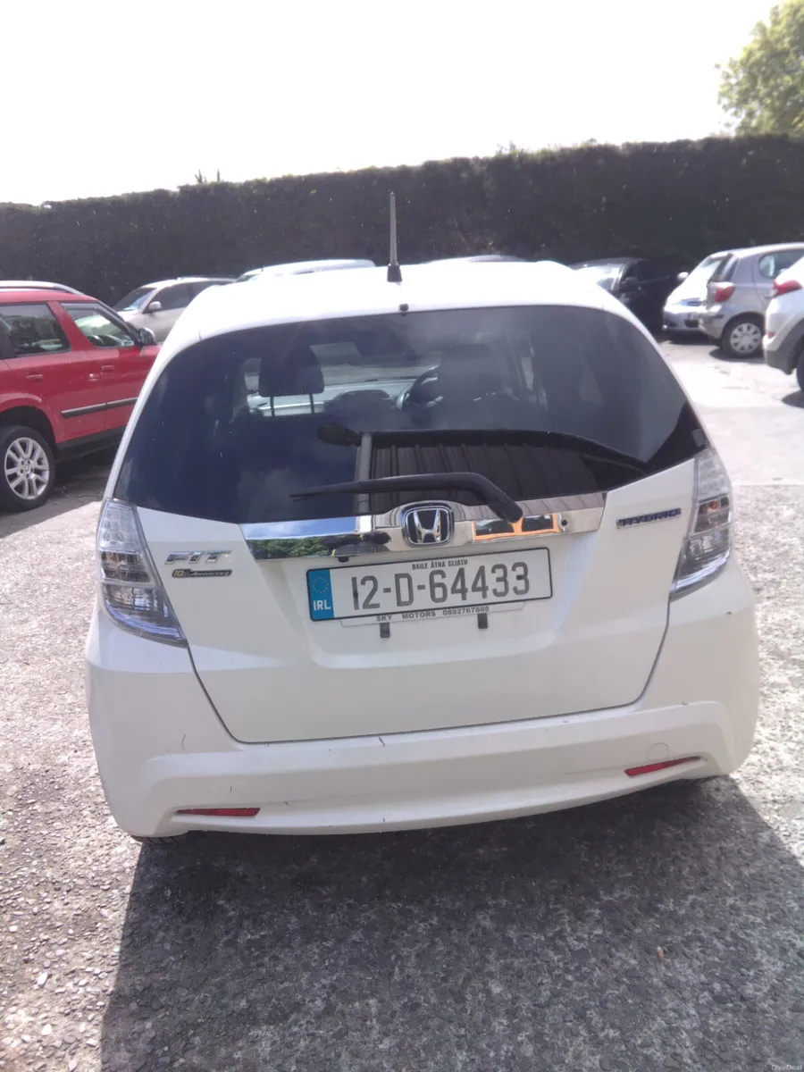 Honda Fit 2012 - Image 2