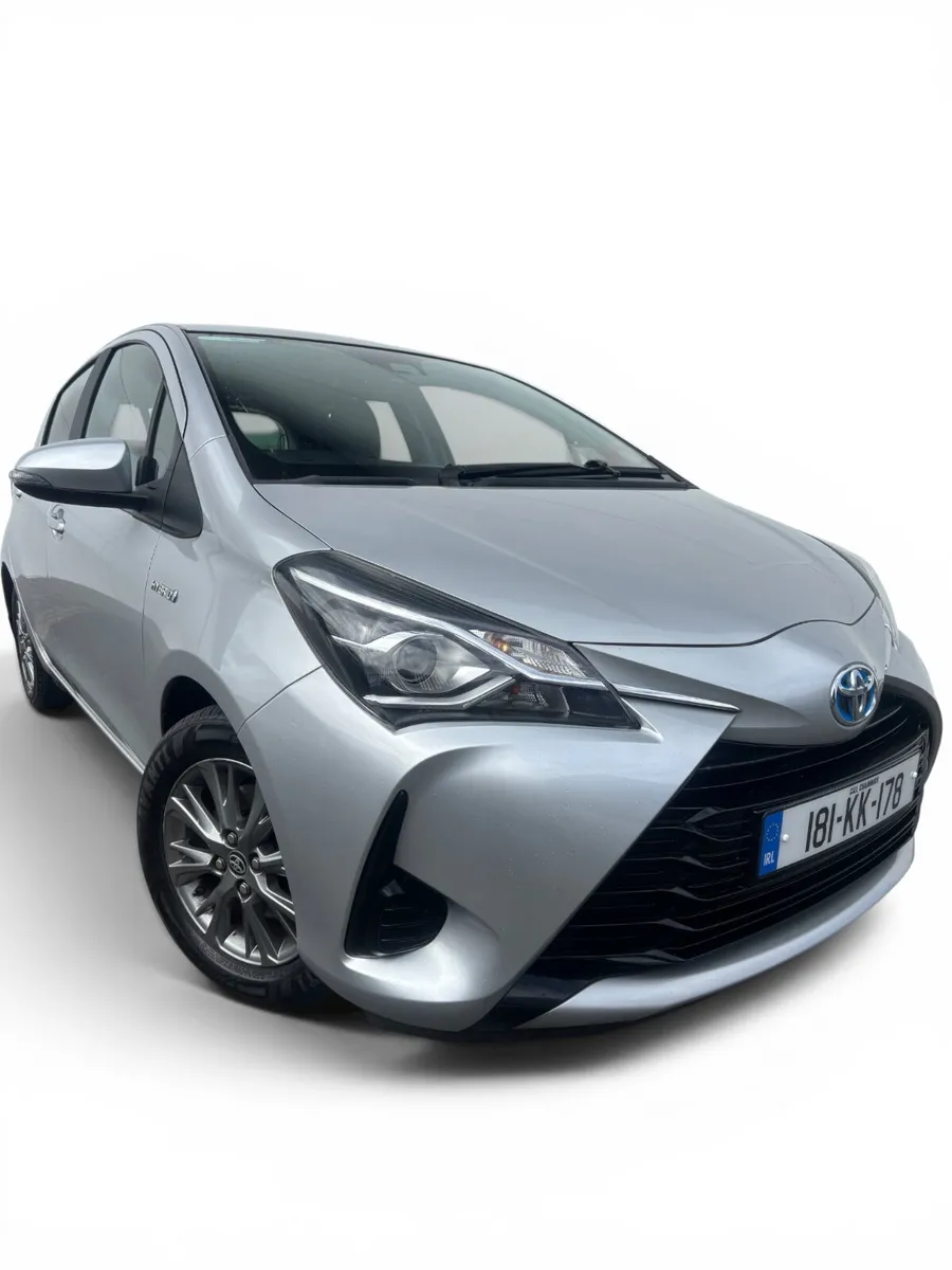 2018 TOYOTA YARIS AURA HYBRID A/T NCT TAC - Image 1