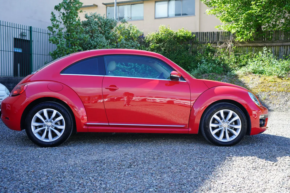 2017 VW Beetle Automatic - Image 3