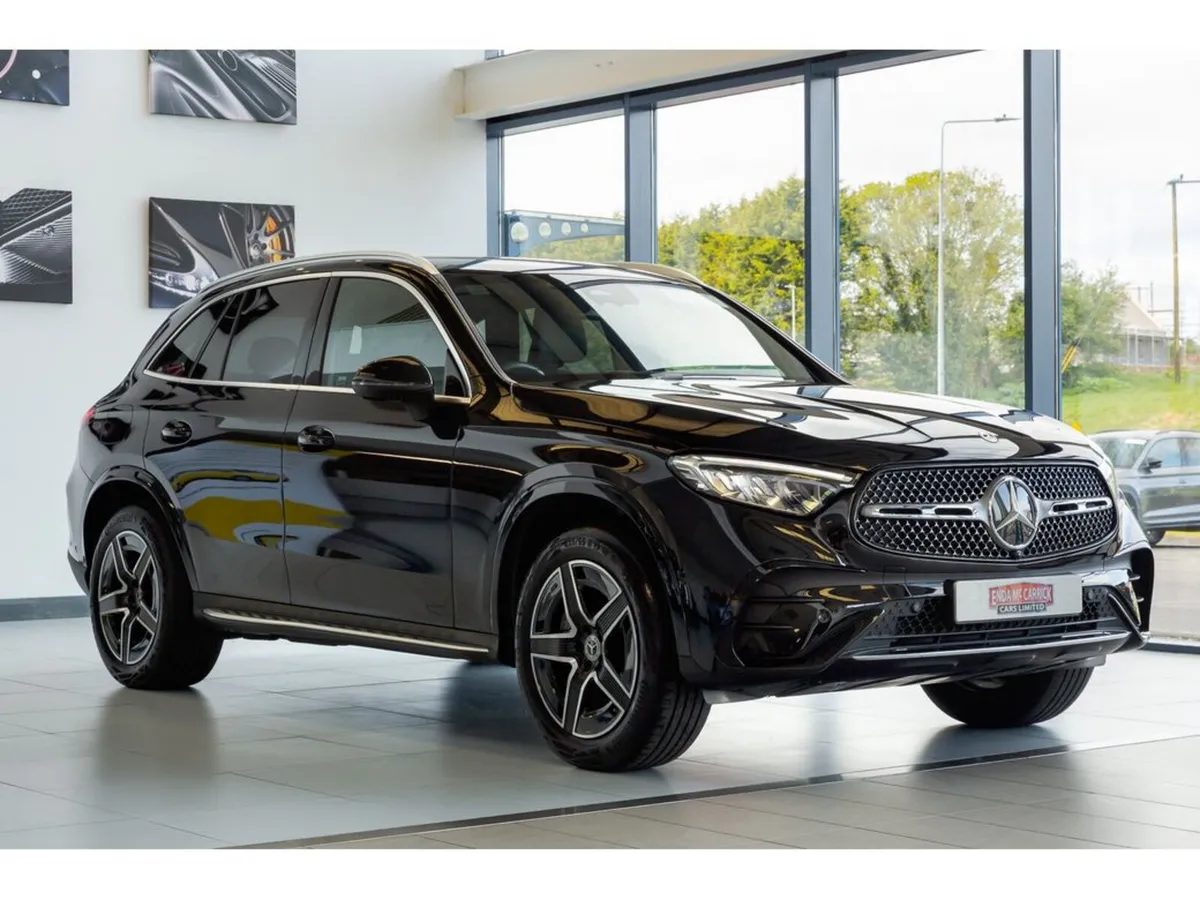 Mercedes-Benz GLC 300E AMG LINE 4 MATIC - Image 3
