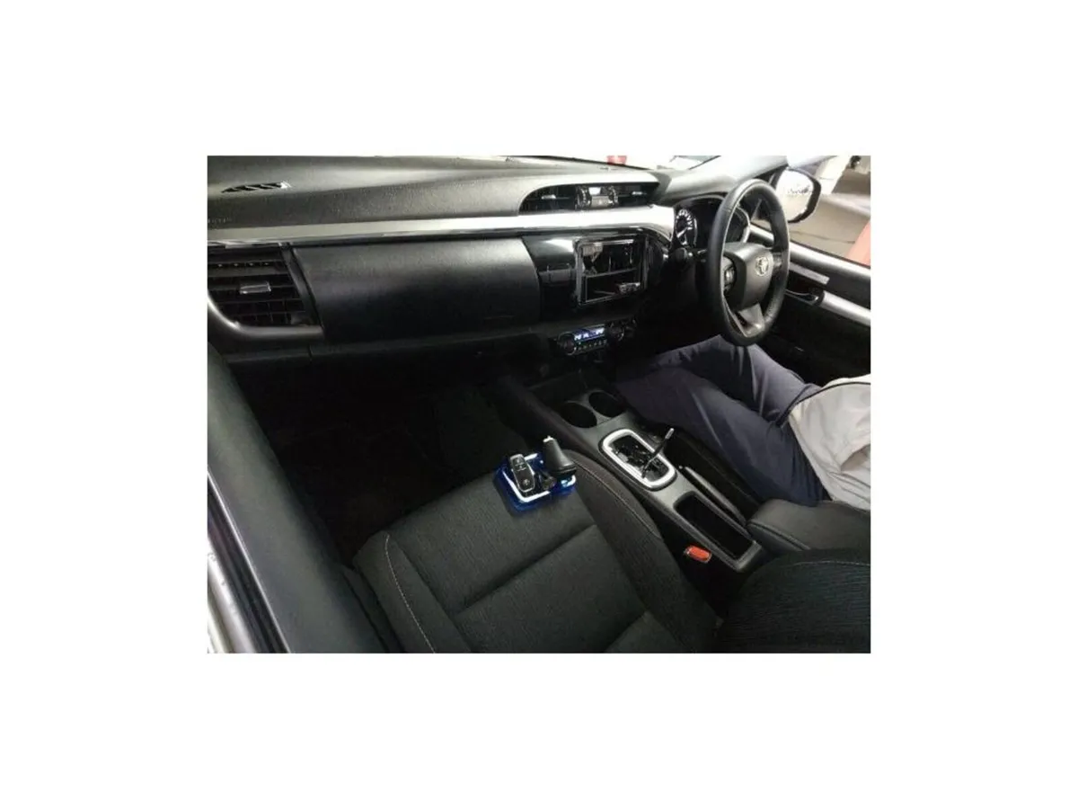Toyota Hilux 2.4D 4WD Z Automatic - Image 2