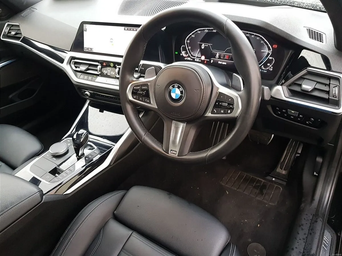 BMW 3-Series 330e M Sport - Image 6