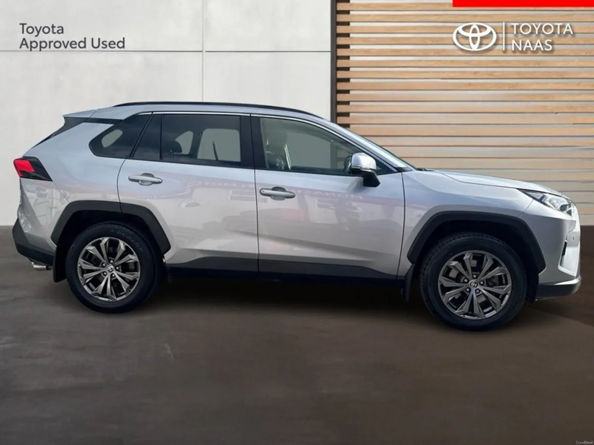 Toyota RAV4 RAV4 HYBRID SOL 4DR AUTO - Image 3