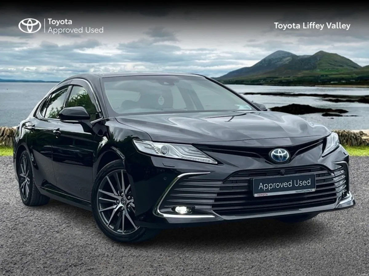 Toyota Camry CAMRY PLATINUM EDITION 4 4DR AUTO - Image 1
