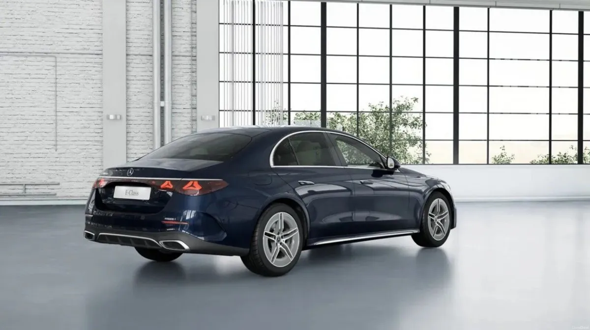 Mercedes-Benz E-Class E 300 de EQ Hybrid Technolog - Image 3