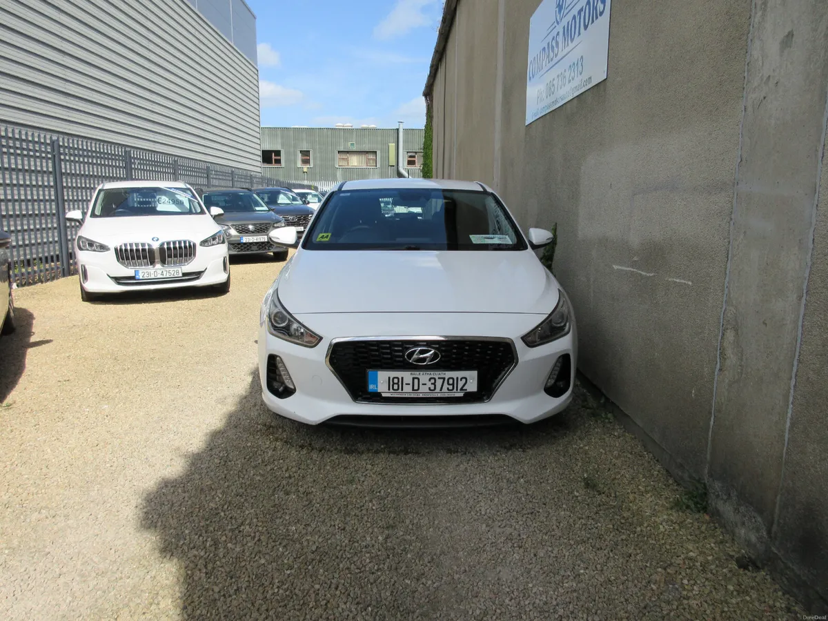 HYUNDAI I30 1.6 DIESEL DELUXE - Image 2