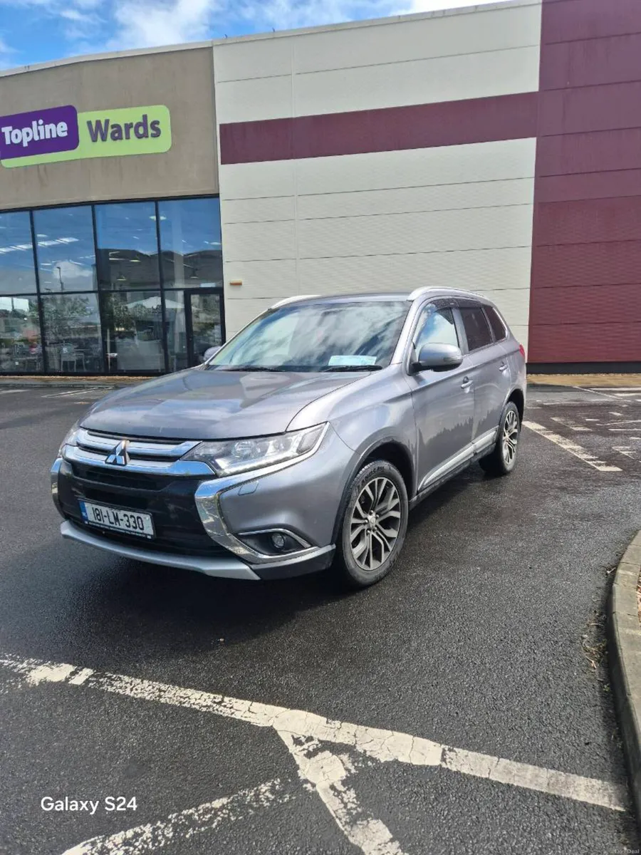 Mitsubishi Outlander 7 Seater   4WD Diesel  2018 - Image 1