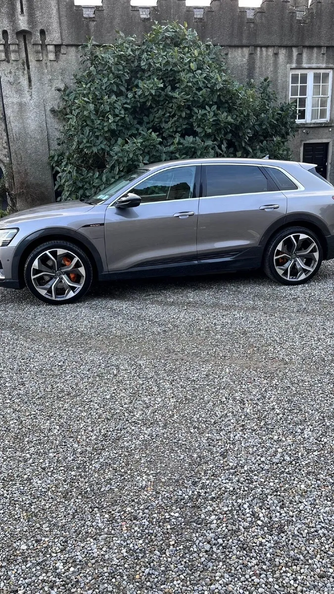 DISCOUNT ADDED AUDI ETRON 2020 - Image 3
