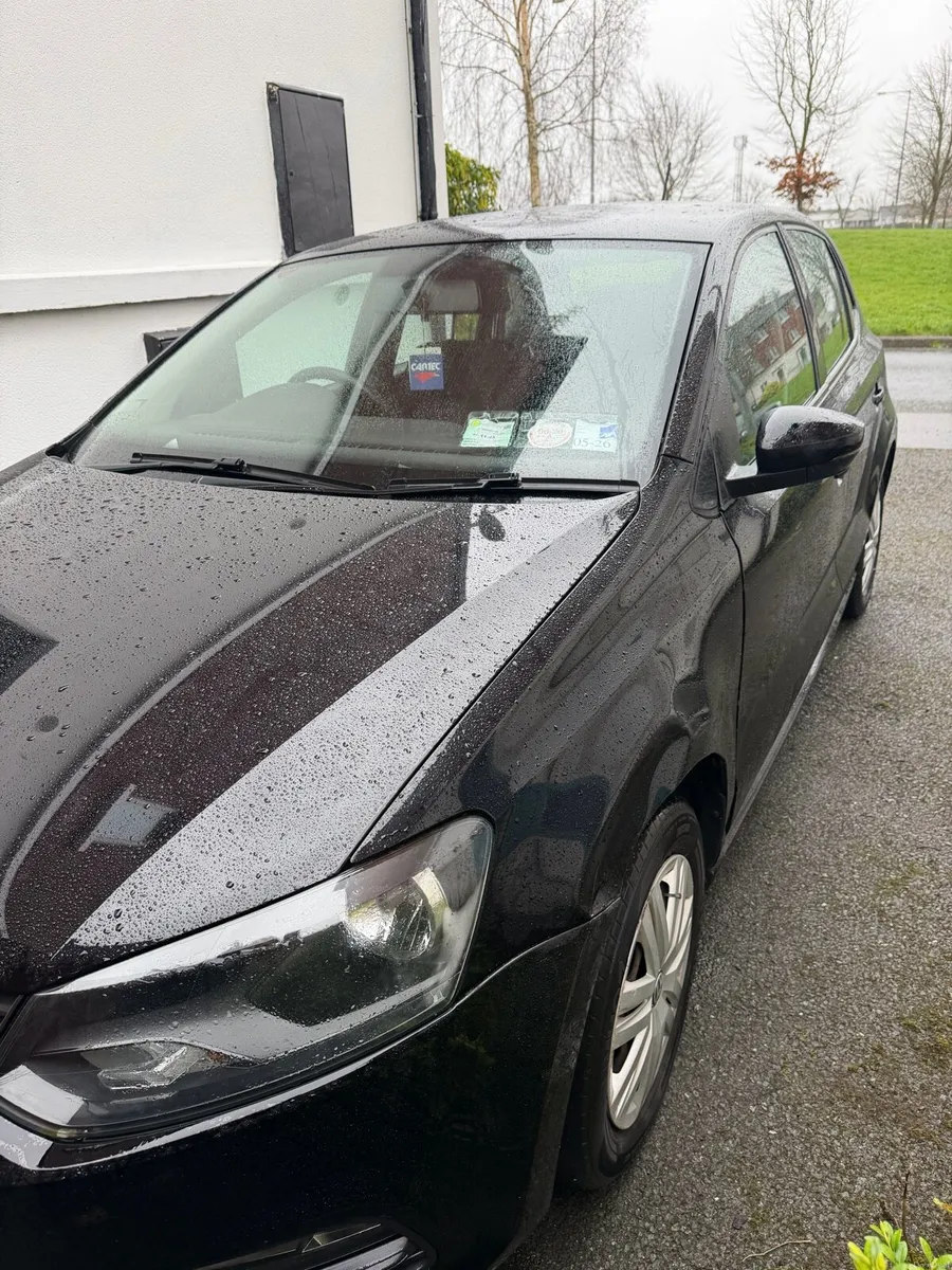 142 Volkswagen Polo - Image 3