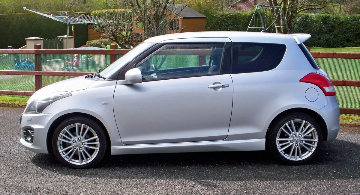 Suzuki Swift Sport 1.6  (3 door, 6 spd manual) 136 - Image 2