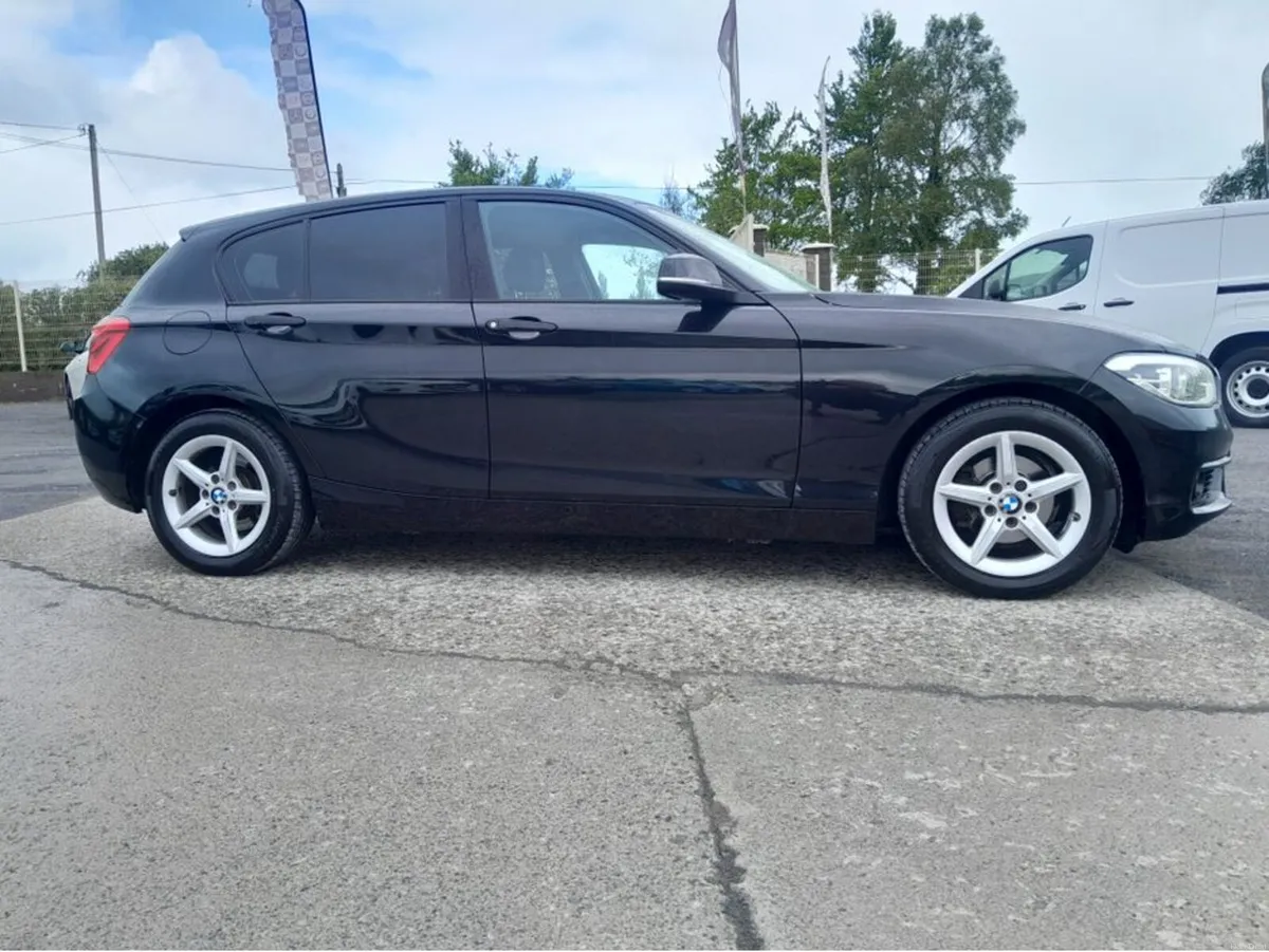 BMW 1-Series 116D SE ZAA1 4DR AUTO - Image 1