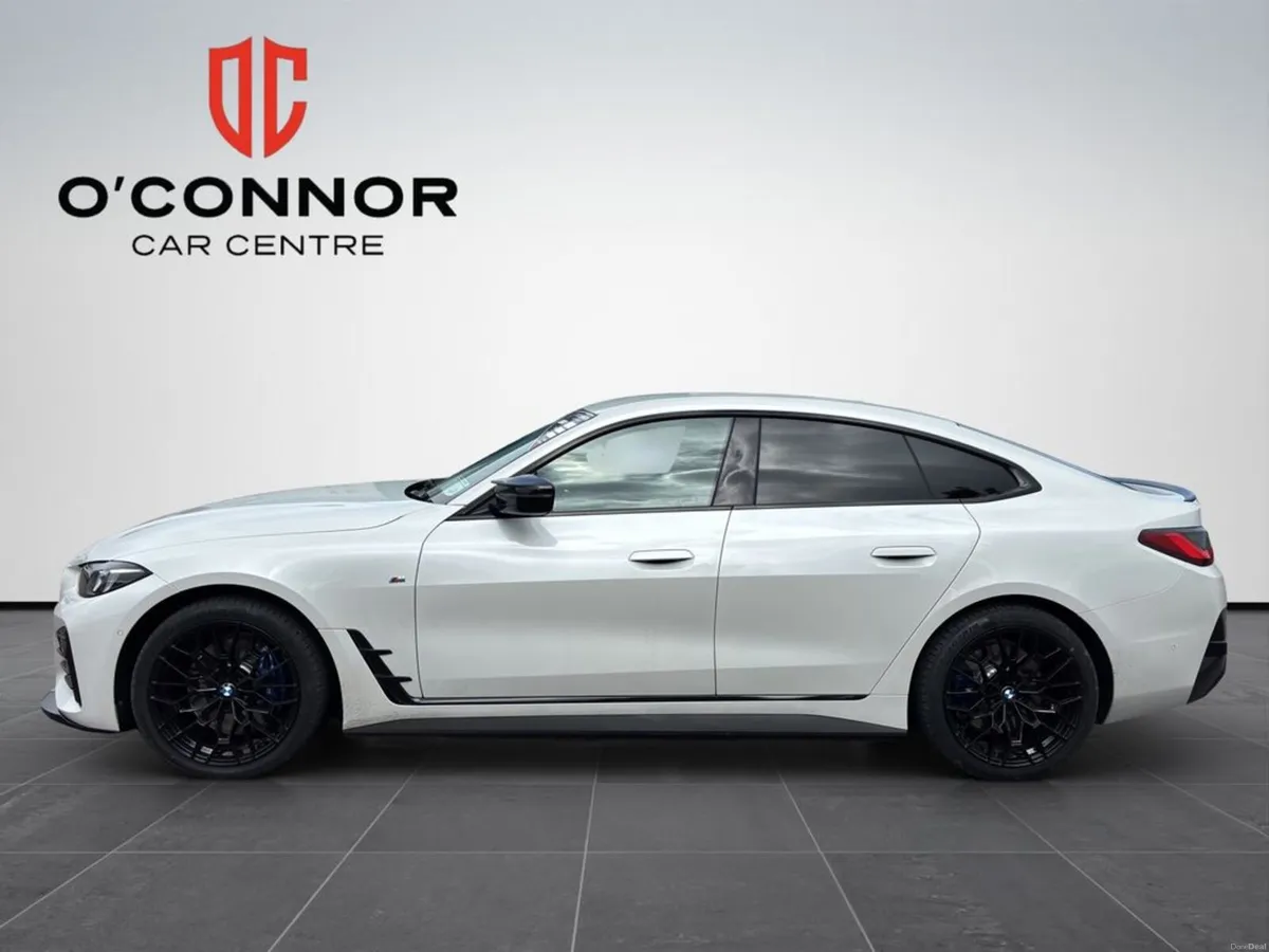 BMW i4 M60 "Supercar power with showroom looks" - Image 2