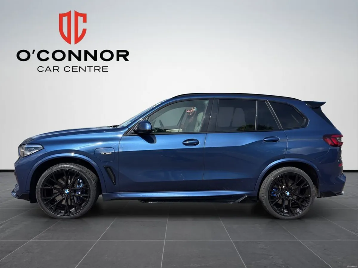 BMW X5 “Family car with the attitude of a nightclu - Image 3