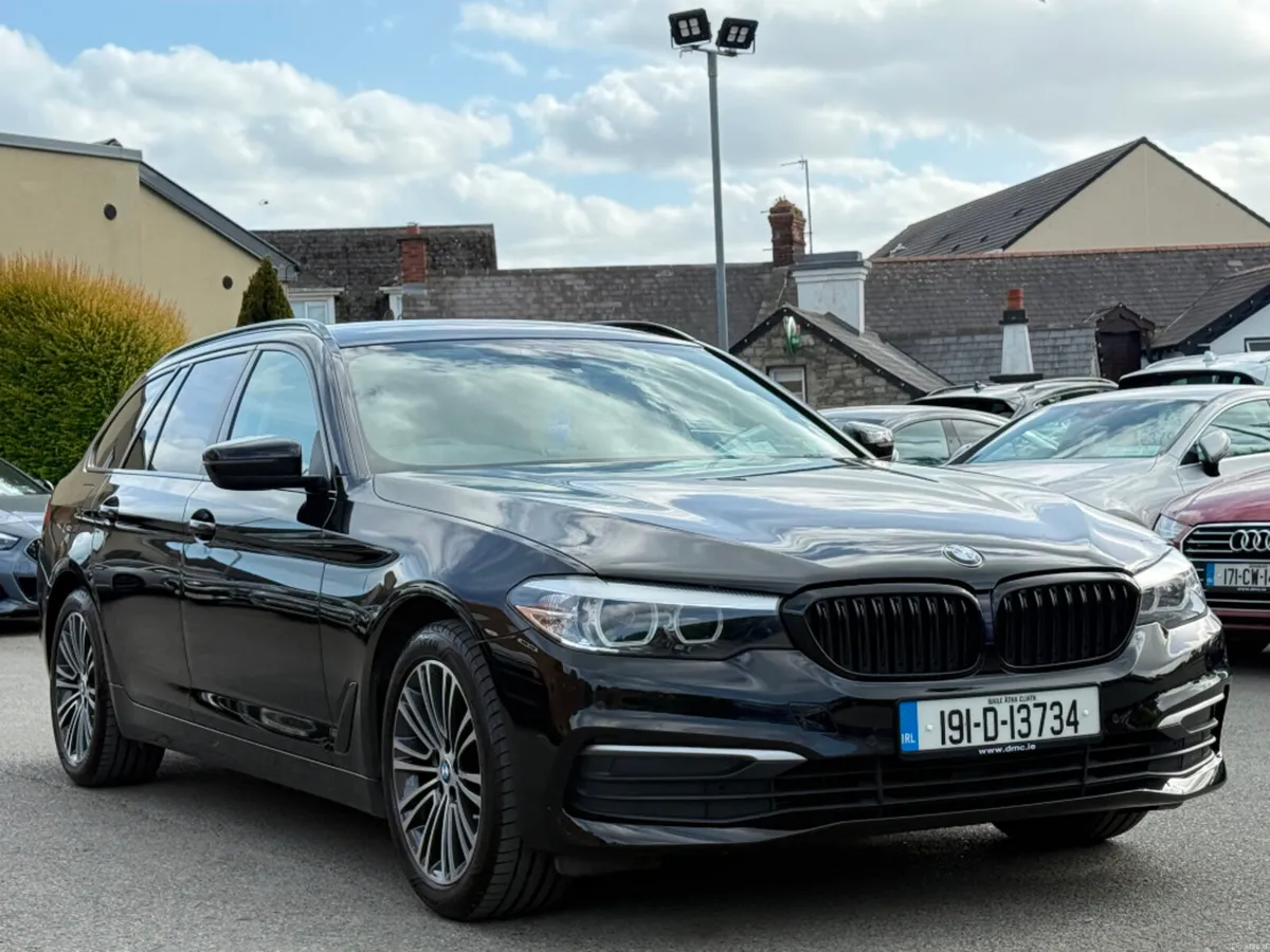 BMW 5-Series 520D SE AUTO TOURING *LOW KMS & HIGH - Image 3