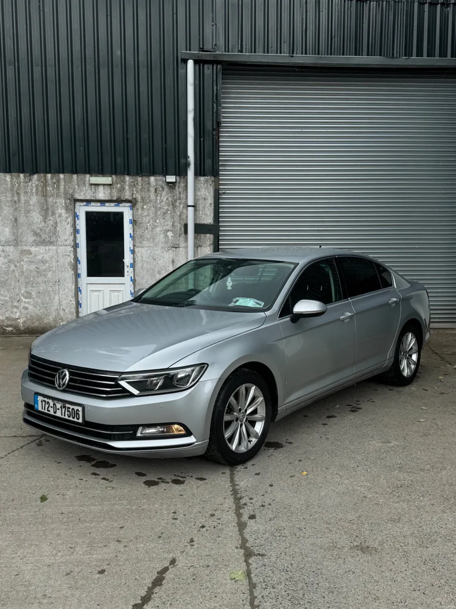 Volkswagen Passat 2017 - Image 4